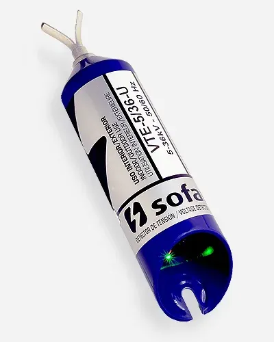 Voltage detector